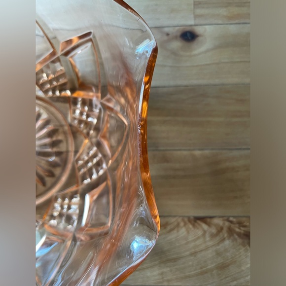 Pink Depression Bowl - Picture 11 of 13